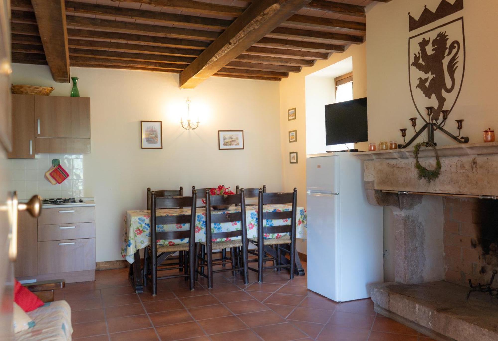 Appartamenti Santa Croce Ферентилло Экстерьер фото
